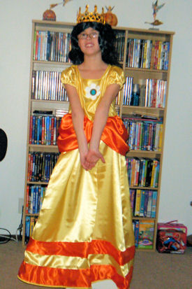 daisy dress 1.jpg