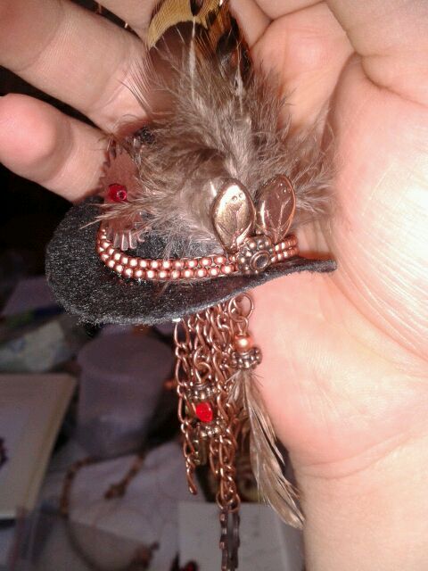 hat ornament side view.jpg