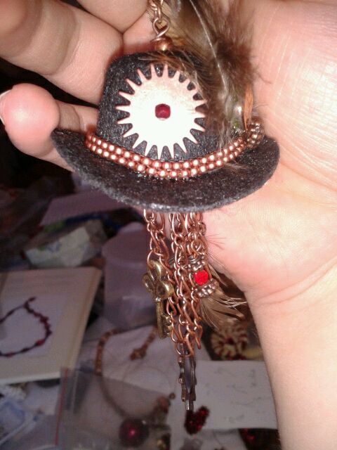 hat ornament front view.jpg